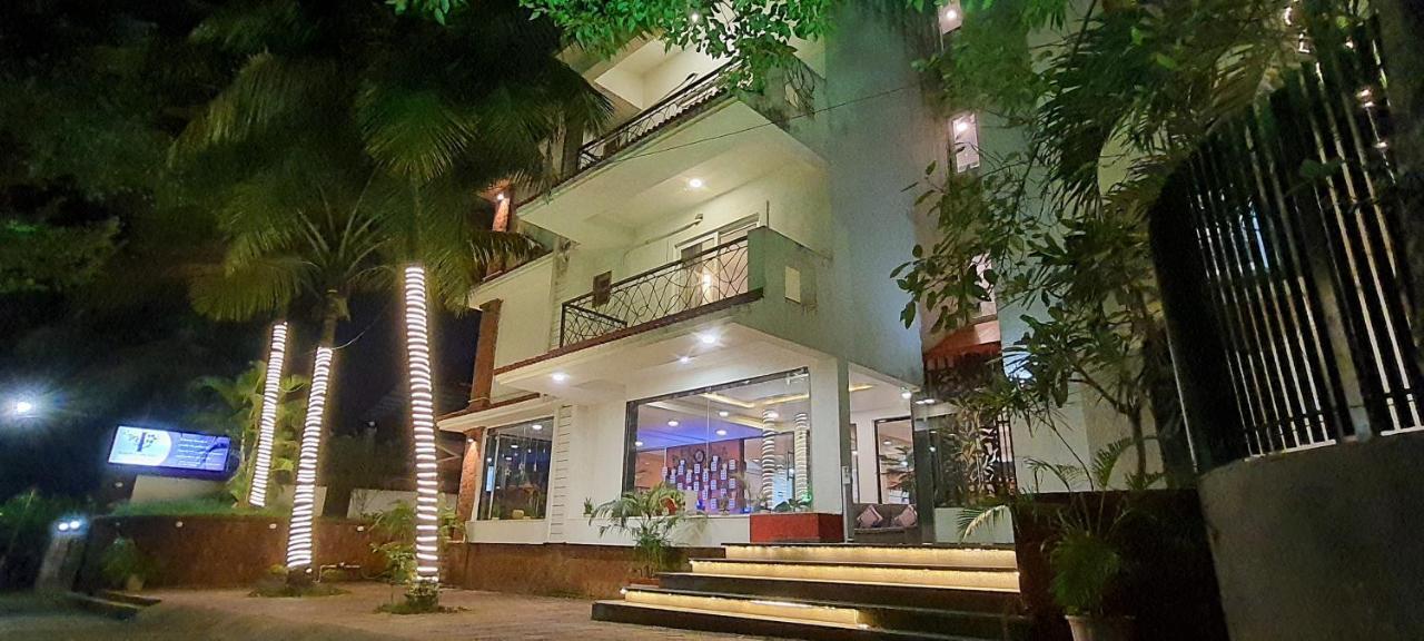 Purple Orchid Resort 3*