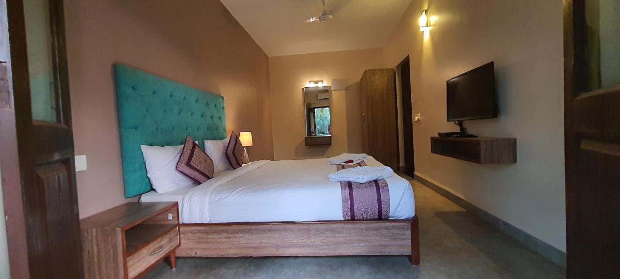 Resort Purple Orchid 3*